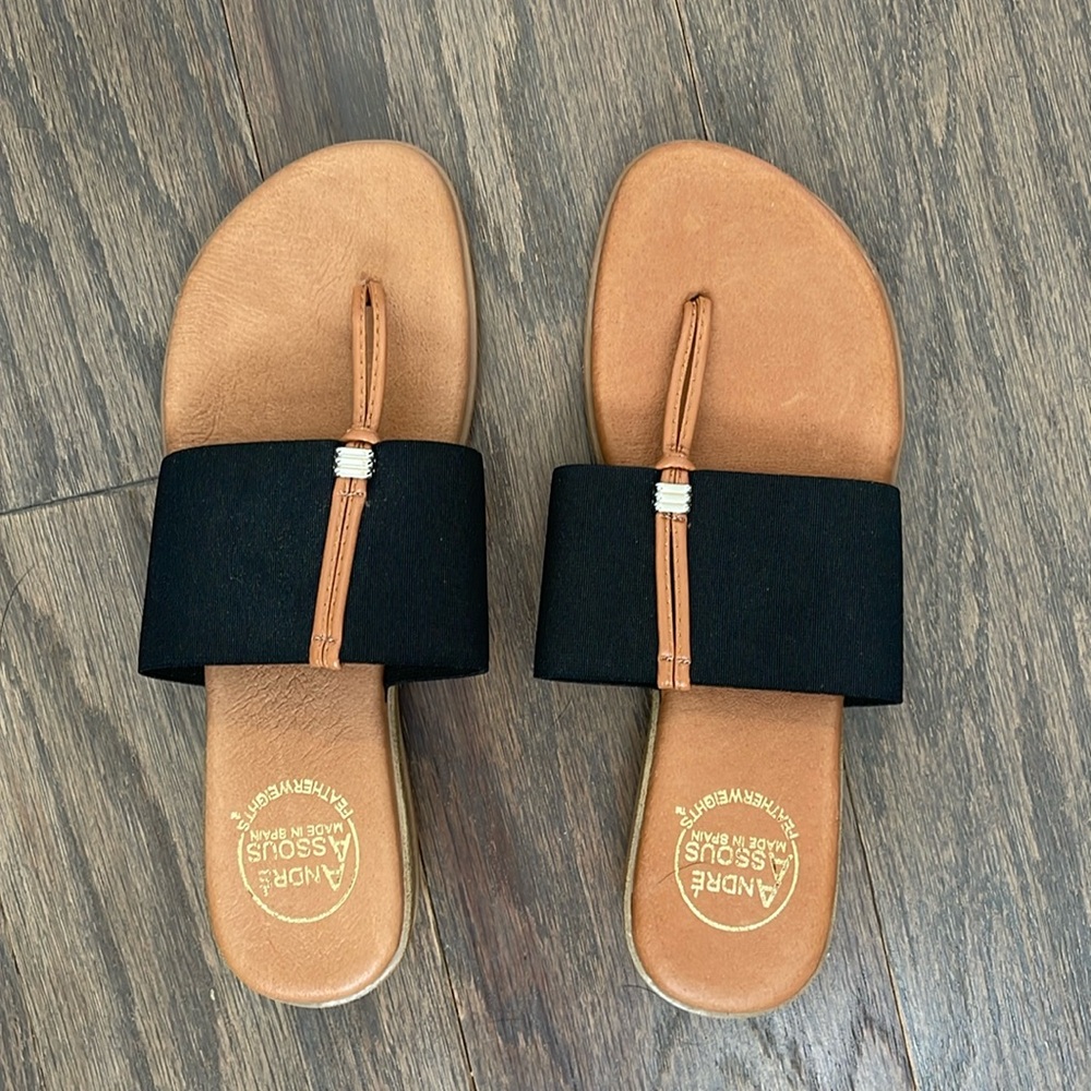 Andre Assous, Nice Neutral Featherweights Sandal, size 7